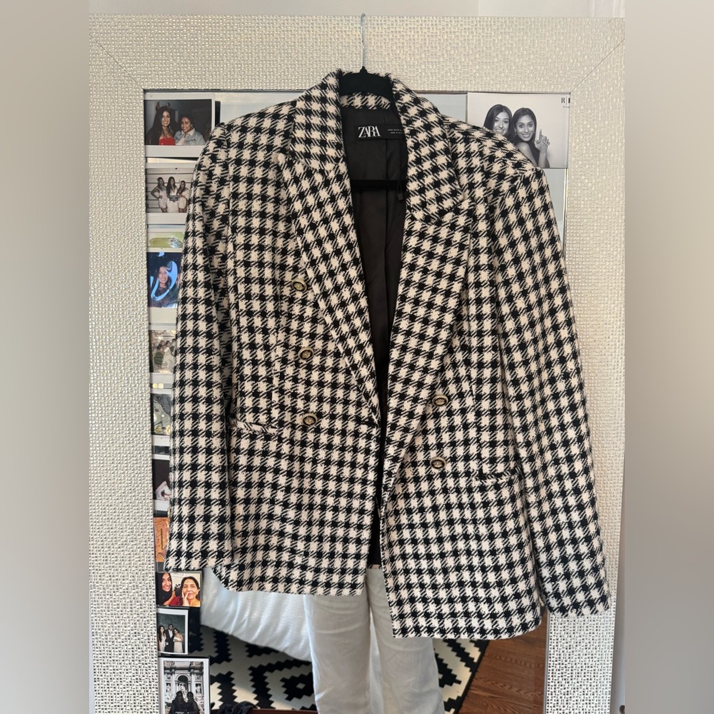 Zara Women's Black and White Houndstooth Blazer